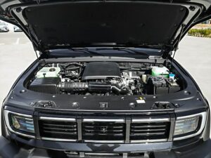 Китайський монстр: BAIC BJ40e - Гібридний позашляховик з птужністю суперкара