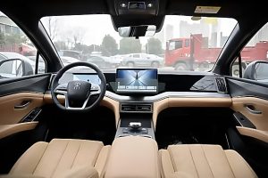 BYD представила оновлений кросовер Song L DM-i 2026 — більше потужності, стилю та технологій
