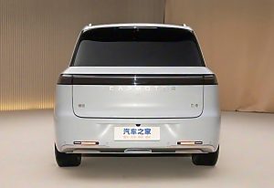 Leapmotor D19 — флагман майбутнього: 734 к.с., 720 км запасу ходу і розкіш преміум-класу ⚡